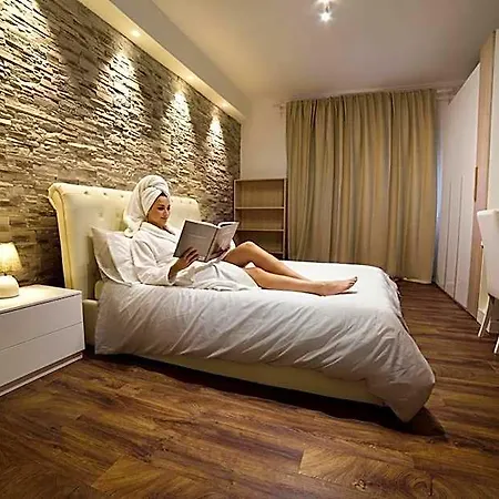 Malenki Bed & Breakfast 3*